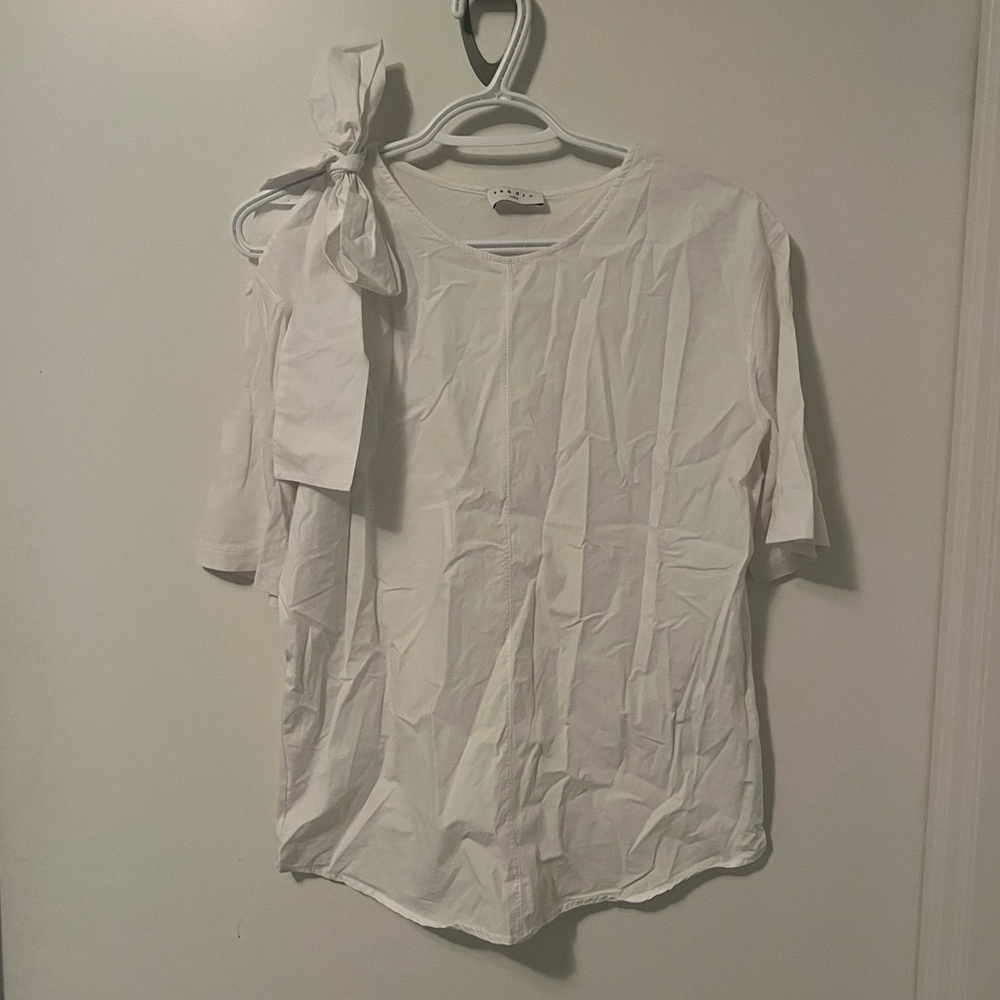 Sandro White Short Sleeve Top with Bow Detail